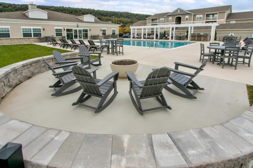 Building Photo - The Preserve at Whispering Woods