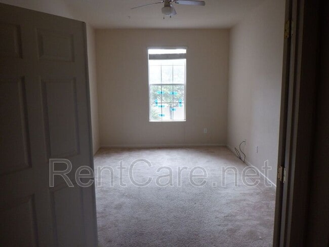 Building Photo - 3025 Greystone Loop