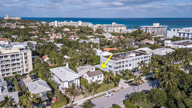 Building Photo - 155 Peruvian Ave