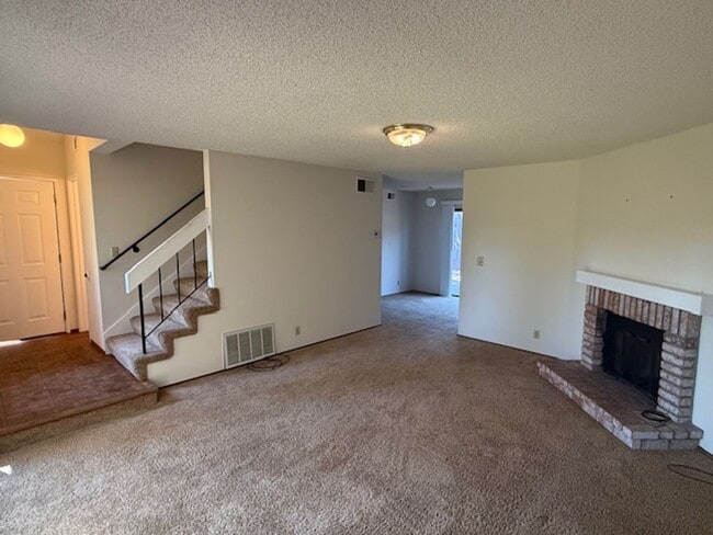 Primary Photo - 3-Bed / 2.5 Bath Home in Quiet Benicia Hil...