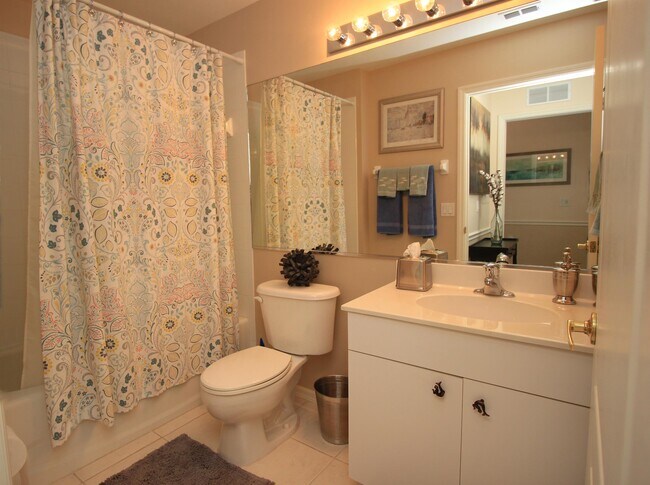 Building Photo - 2820 Cypress Trace Cir