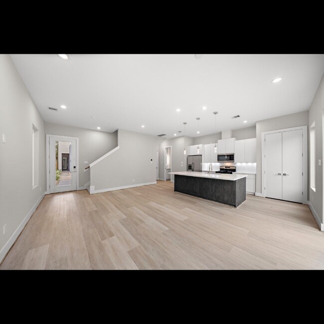 Building Photo - 3 Bed 2.5 Bath New Construction Available ...