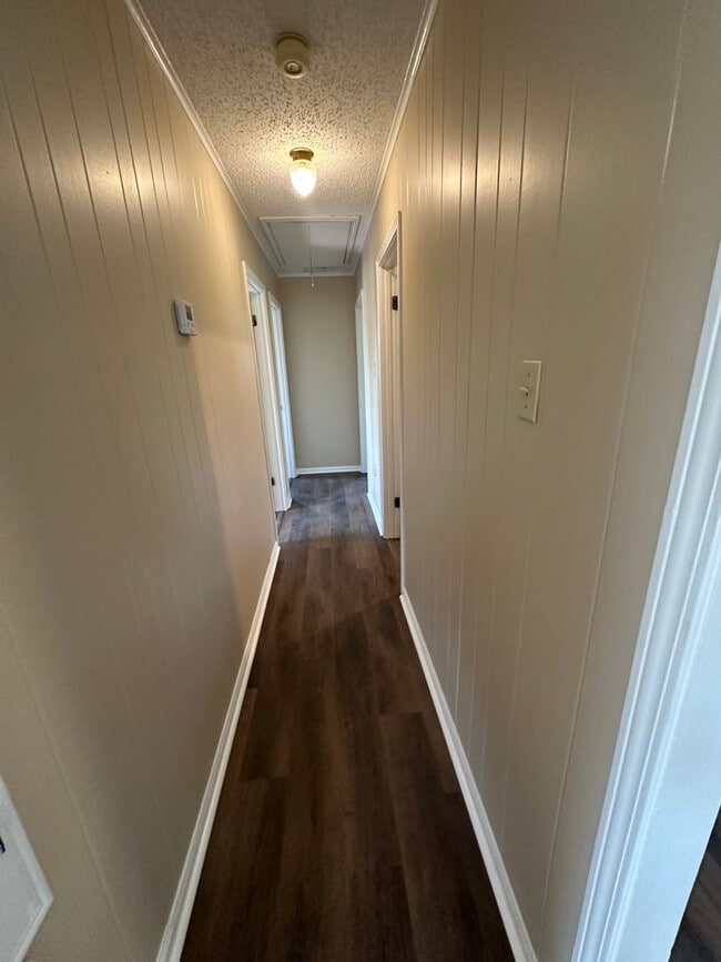 Building Photo - Newly renovated 3 bedroom 2 bath in East Houma