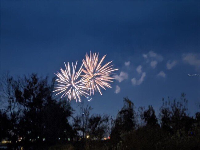 Building Photo - 14239 Avenue of the Groves