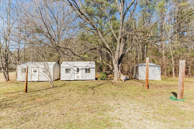 Building Photo - 3204 Ray Owens Rd