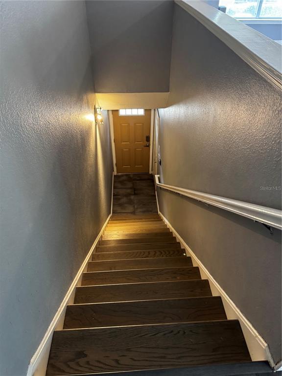 Building Photo - 5000 Culbreath Key Way