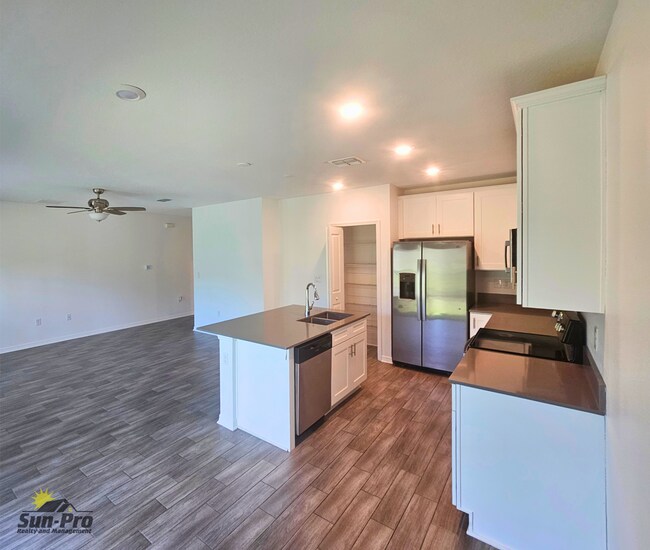 Building Photo - 1106 Pacific Dunes Ct