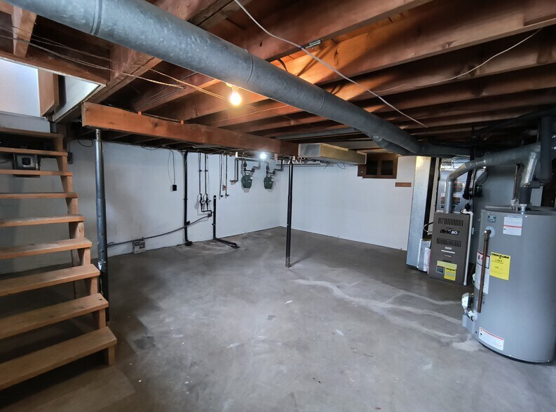 Basement - 434 Parkwood Dr