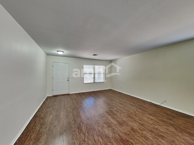 Building Photo - 15445 W Cameron Dr
