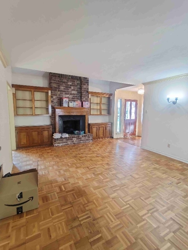 Building Photo - 1607 N Hollow Dr