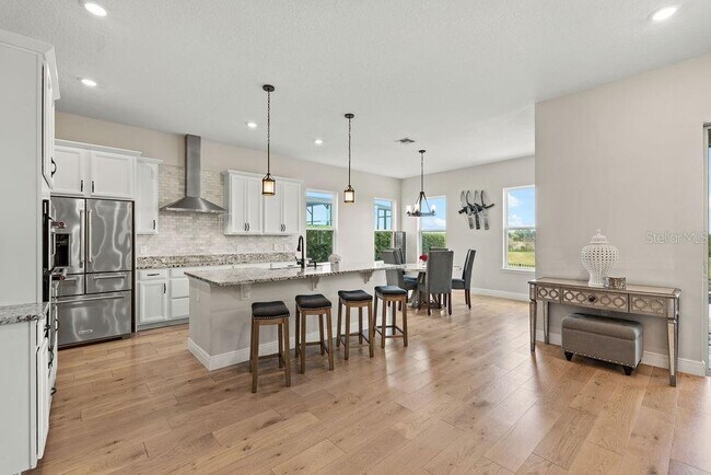 Building Photo - 9586 Meadow Hunt Way
