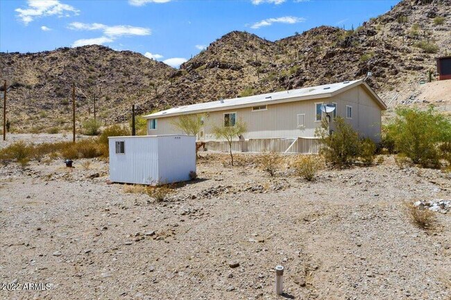 Building Photo - 52201 W Foothill Trail