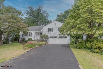 Building Photo - 73 Montclair Dr