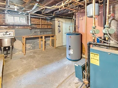 Building Photo - 14 Bellegarde Ave