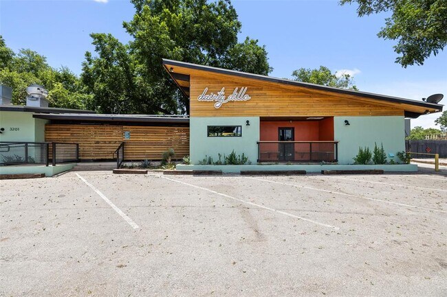 Building Photo - 1413 Waterloo Shore Ln