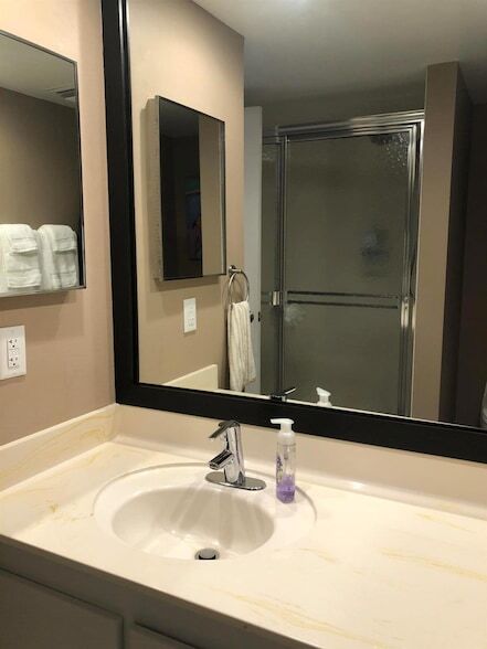 Building Photo - 2800 N Ocean Dr