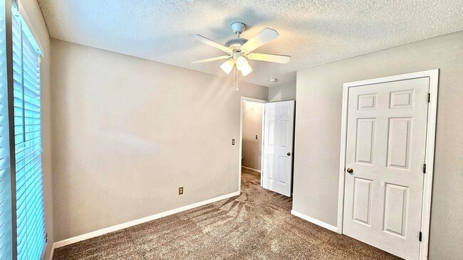 Building Photo - 94 Blairmore Dr