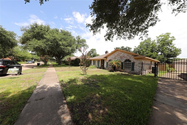 Primary Photo - 9230 Stroud Dr