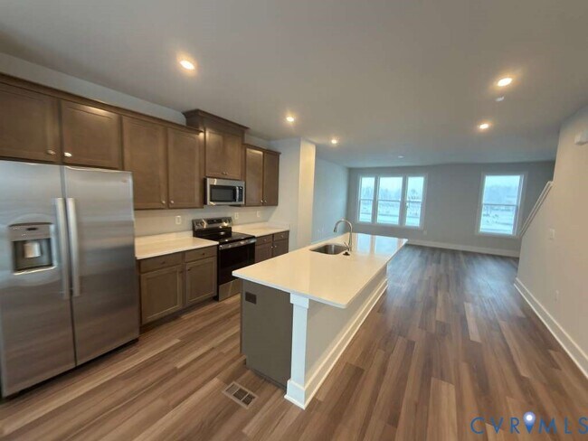 Building Photo - 9935 Golden Trout Ln