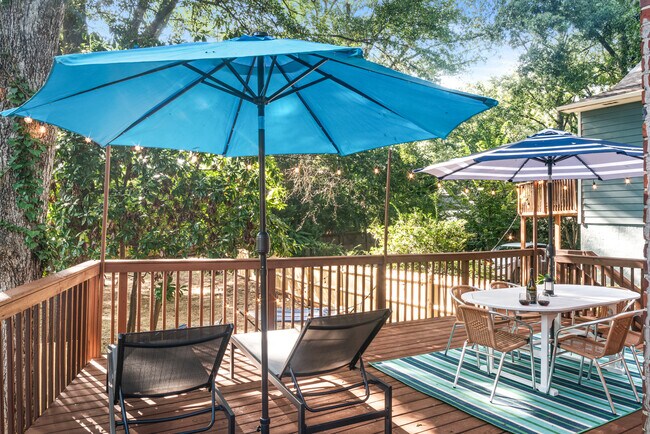 Building Photo - 919 Gilbert St SE