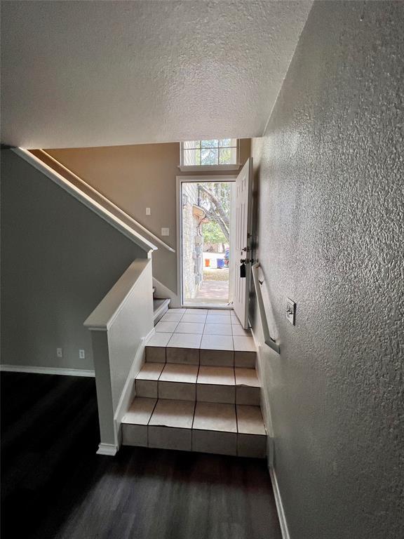 Building Photo - 1801 Constantino Cir