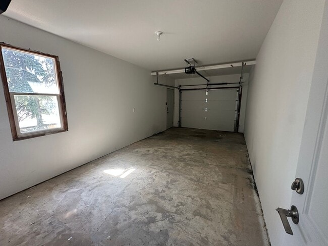 Building Photo - 1113 10th St NW