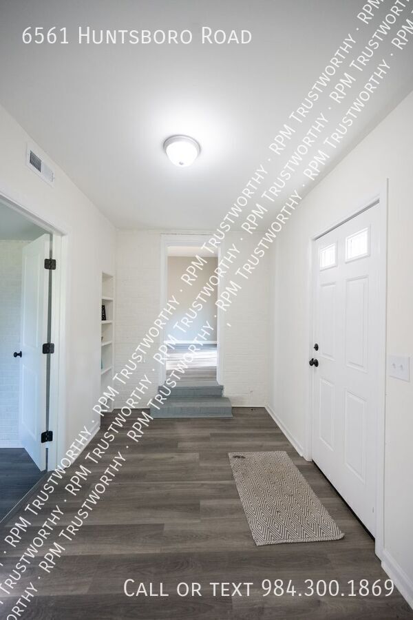 Building Photo - 6561 Huntsboro Rd