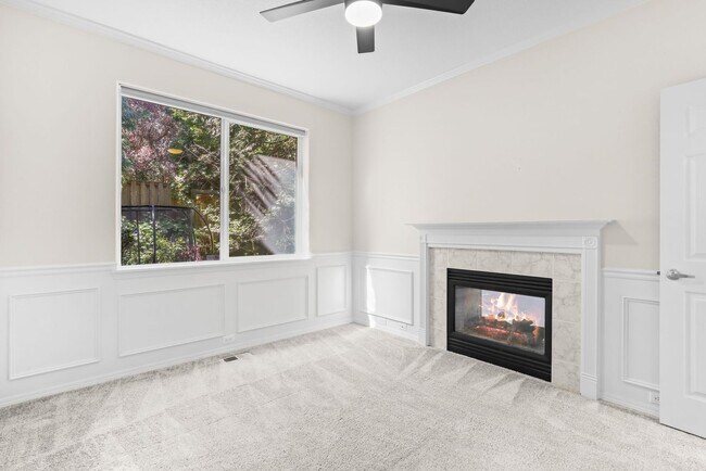 Building Photo - FOR RENT: CORNER LOT, Immaculate, lovely and spacious home - 5 bed, 3 bath + bonus room with 3-ca...