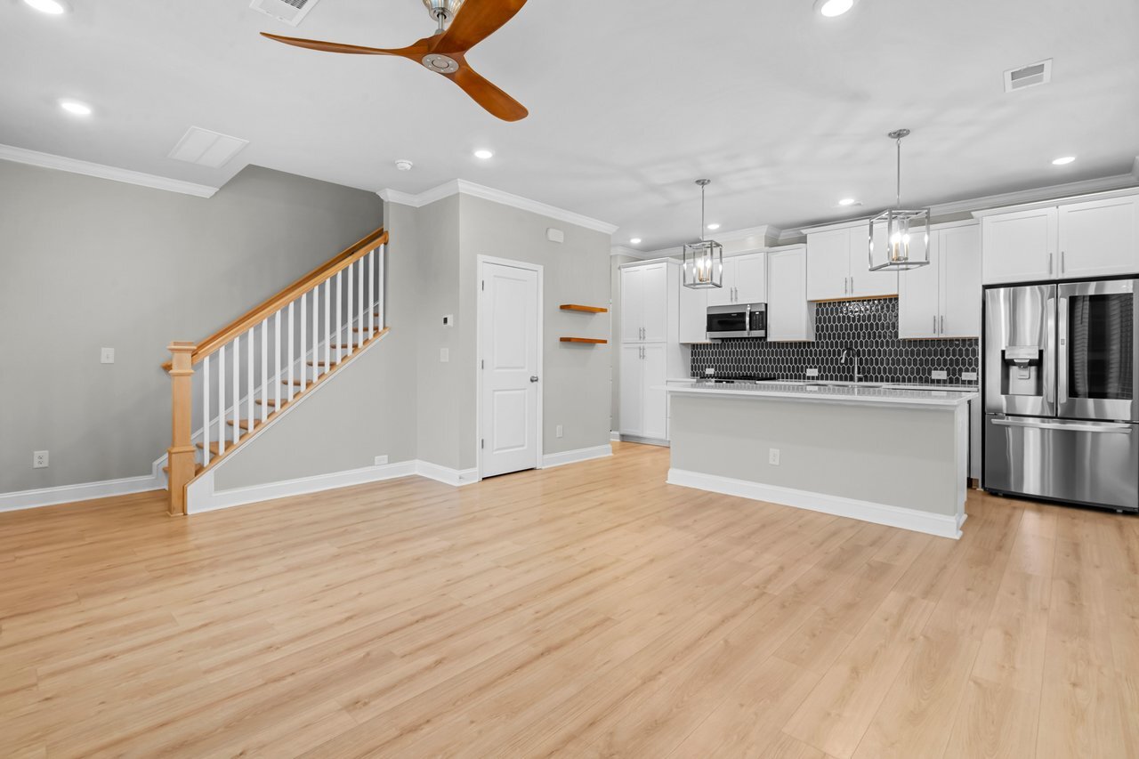 Building Photo - 1515 Hidden Falls Rd