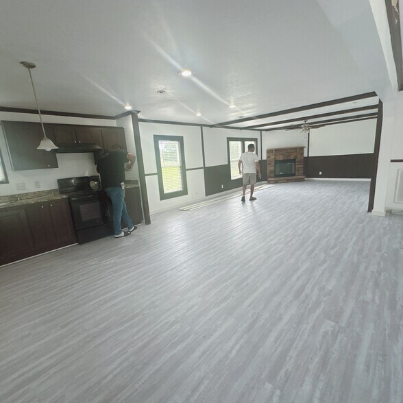 Living room and kitchen - 2436 Bay Lake Loop