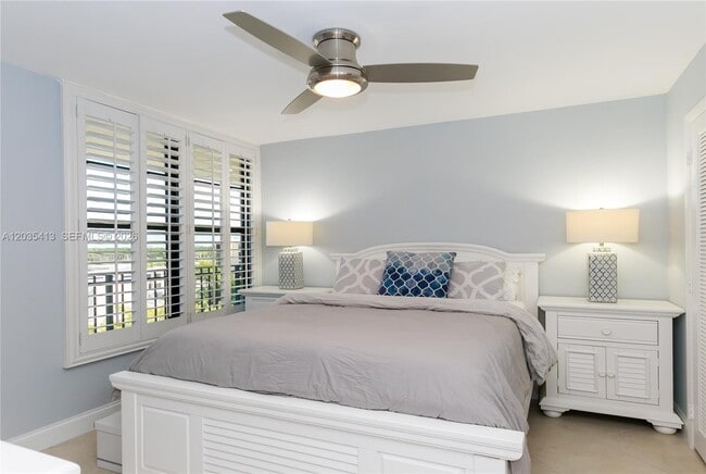 Building Photo - 14 Royal Palm Way