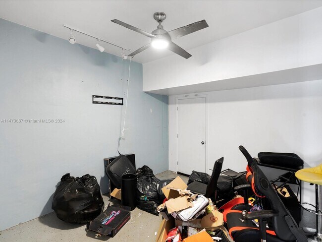 Building Photo - 12170 SW 5th Ct