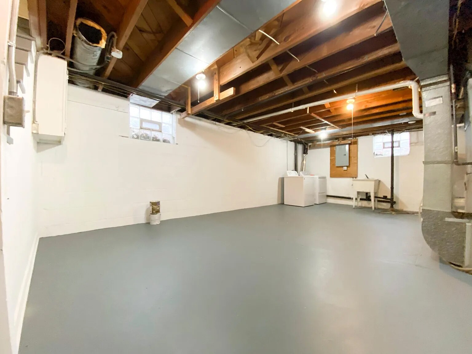 Building Photo - 1919 E 38th St