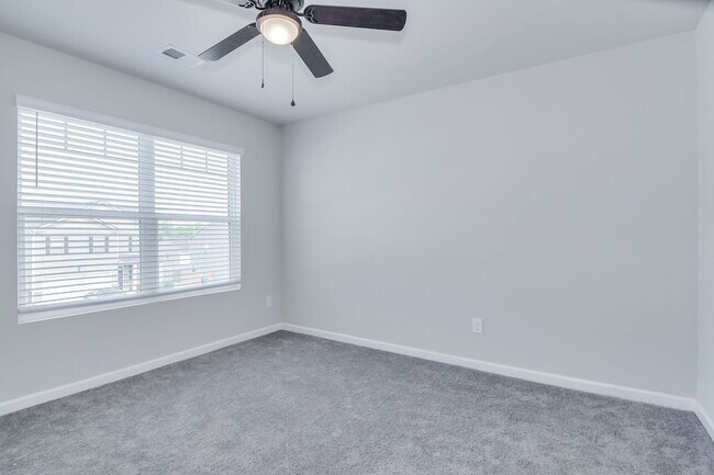 Building Photo - 4 Bedroom Minutes from Fort Eisenhower!