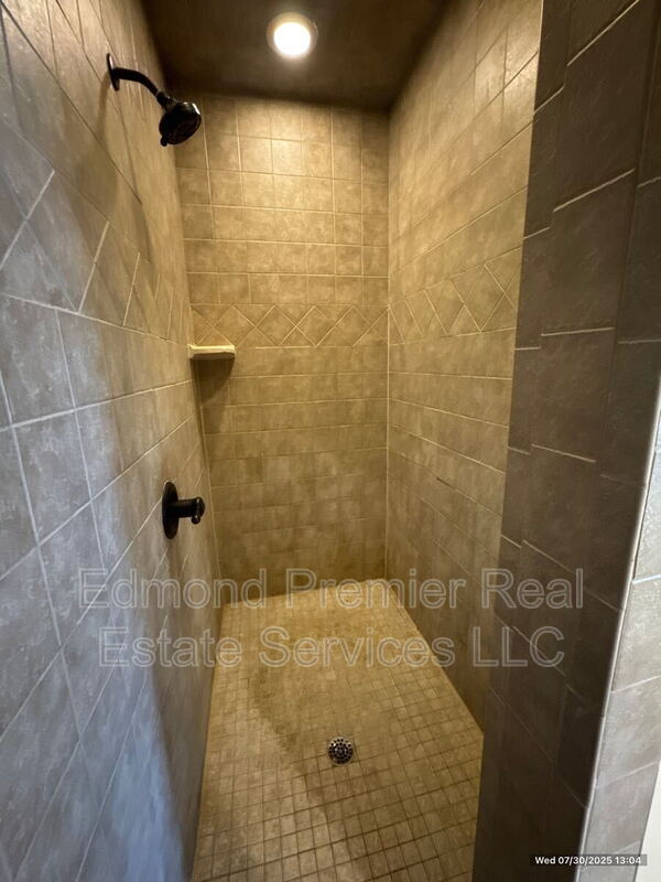 Building Photo - 3024 FireWheel Rd