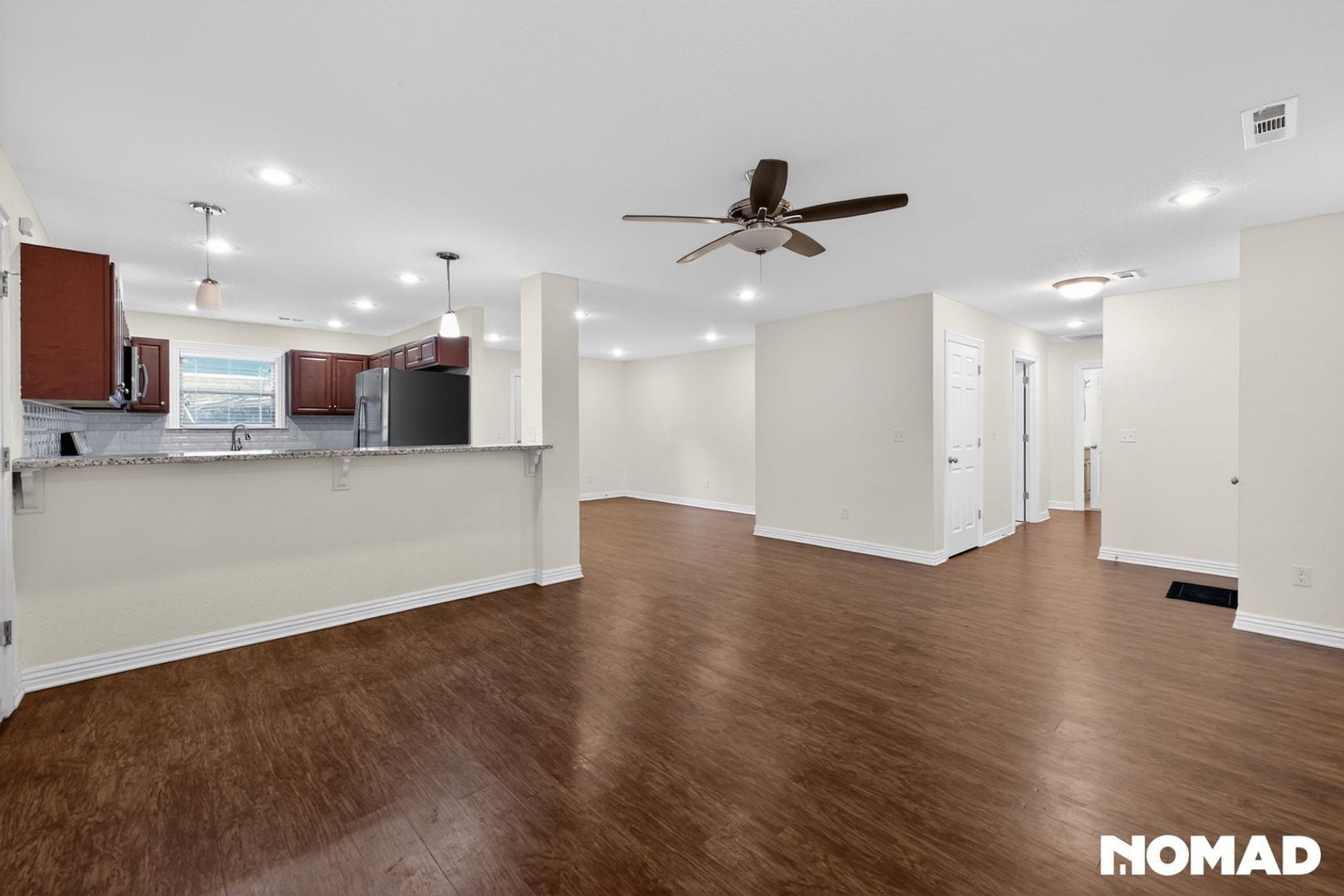 Building Photo - 2088 E Custer Ln