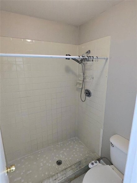 Building Photo - 1912 Crown Park Dr