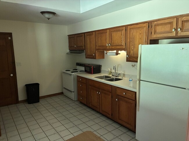 Building Photo - 15762 IN-148