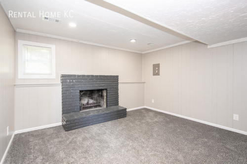 Building Photo - 1212 E Cothrell St