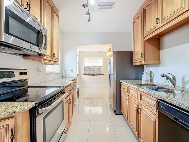 Building Photo - Beautifully remodeled, 1,332-square foot 3 bedroom/ 2½ bath/ home