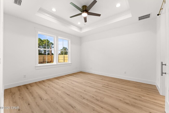 Building Photo - 7021 N Lagoon Dr