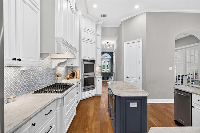 Building Photo - 402 Aria Dr