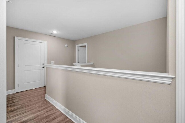 Building Photo - 2327 Hadleigh Hills Ct