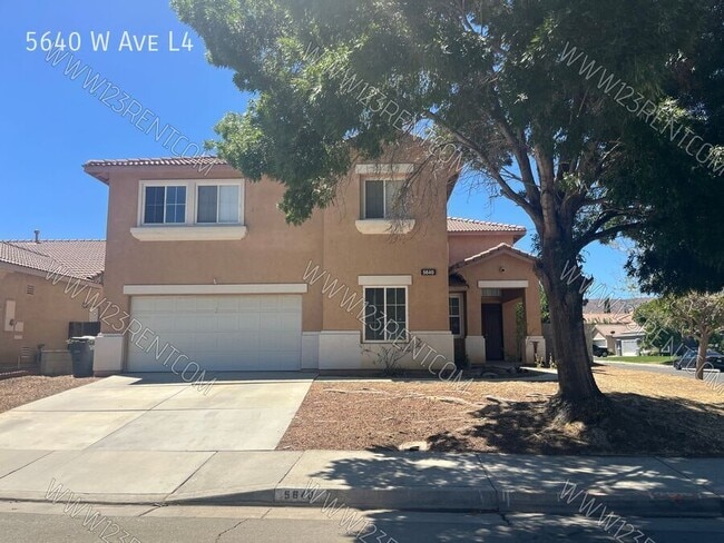 Building Photo - 5640 W Ave L4
