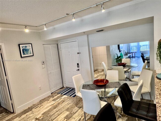 Building Photo - 2080 S Ocean Dr