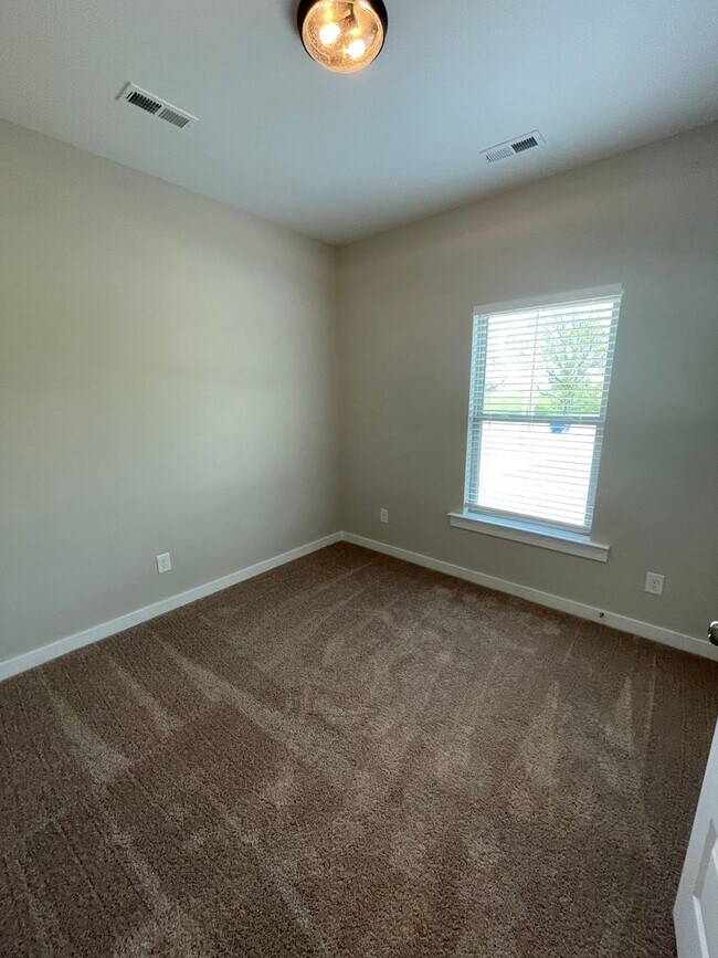 Building Photo - Home for Rent in Eva, AL!! Available to Vi...