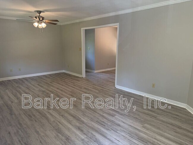 Building Photo - 12019 Holmes Hollow Rd