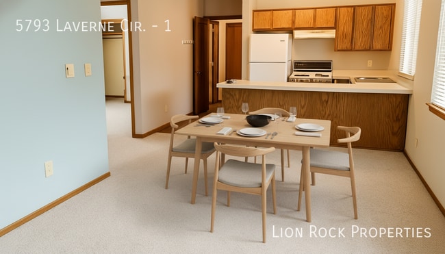 Primary Photo - 5793 Laverne Cir N