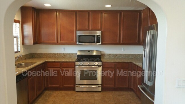 Building Photo - 235 Paseo Gregario