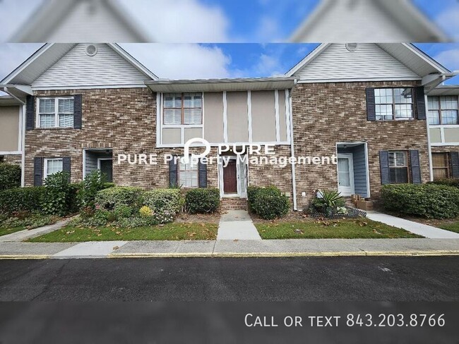 Primary Photo - Beautiful 2 Bed 2.5 Bath Available in Char...